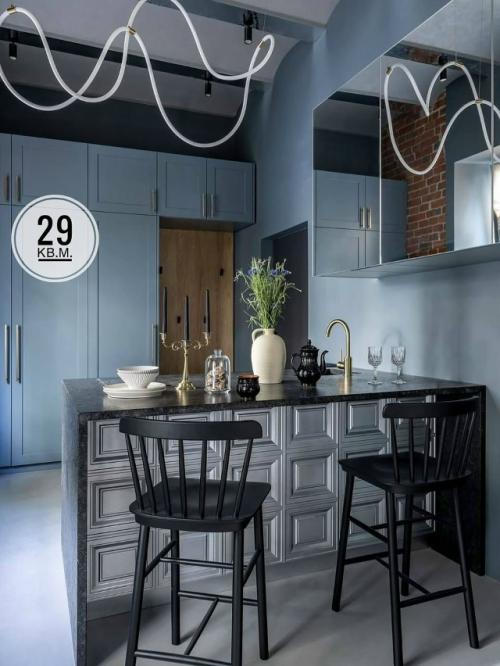 Студия с четырьмя окнами. 01