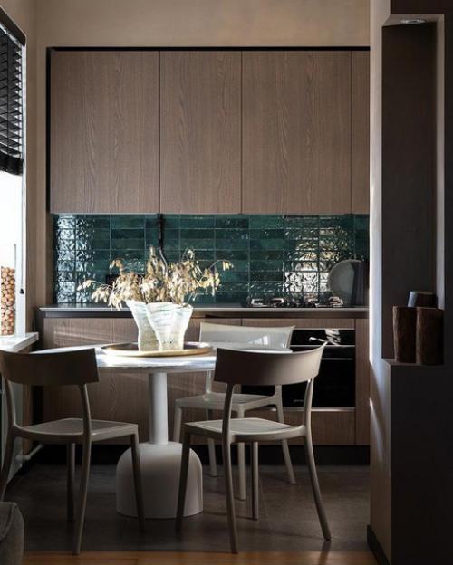 Эта квартира в старом сталинском доме расположена. 08