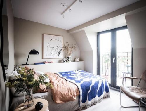 Маленькая, но очень интересная квартира. 03