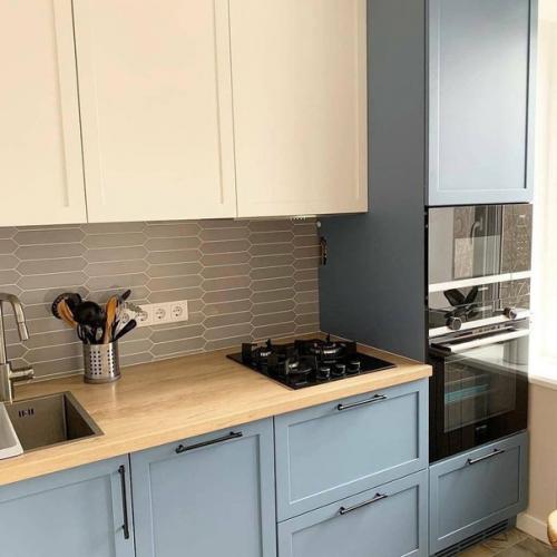 Небольшая, функциональная кухня. 03