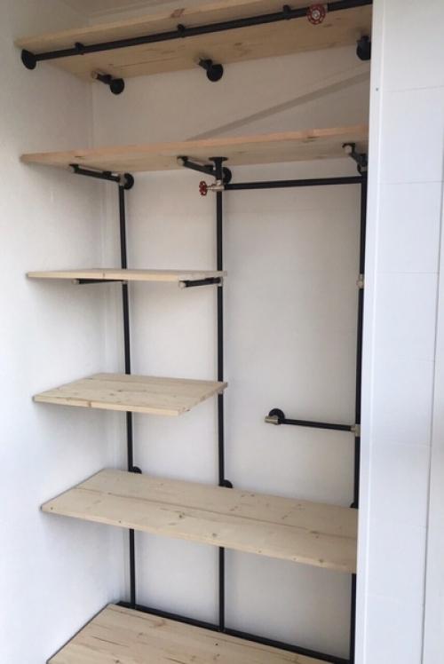 Решил сделать систему хранения на балконе. 05