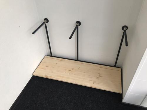 Решил сделать систему хранения на балконе. 02