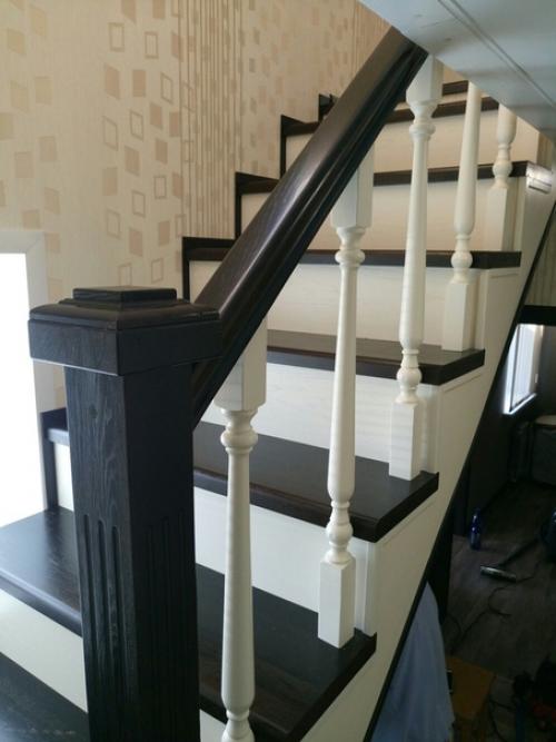 Оцените лестничку в нашем доме! 01