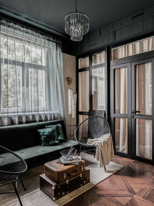 Свет и история: Сталинка с анфиладой. 01