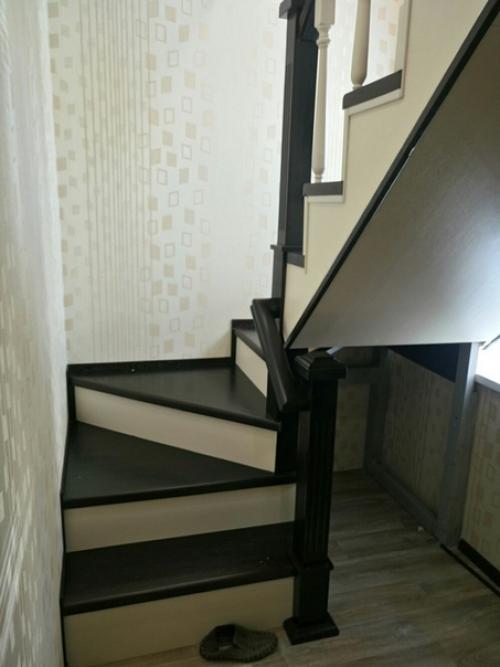 Оцените лестничку в нашем доме!