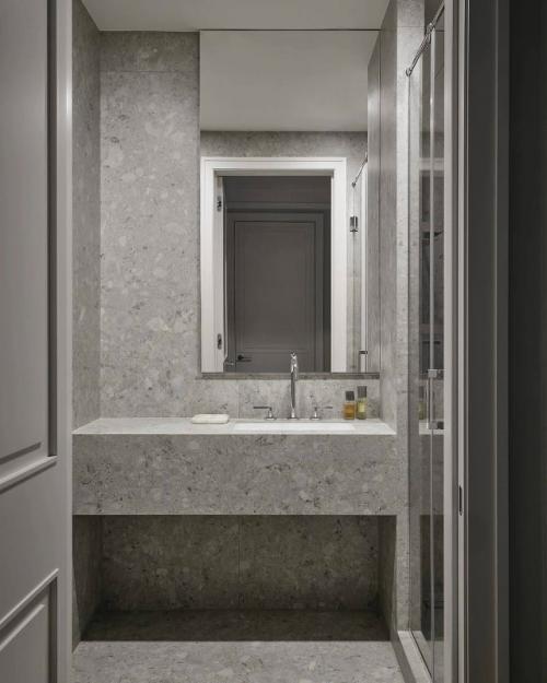 Светлый интерьер для отца и дочери - студентки. 08