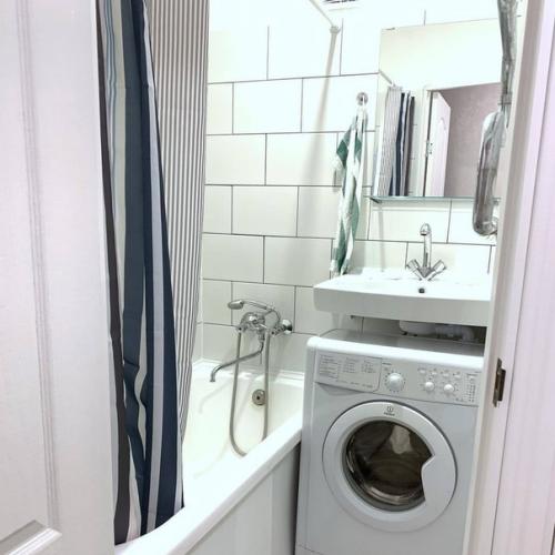 Нужно было бюджетно отремонтировать старенькую квартиру. 03