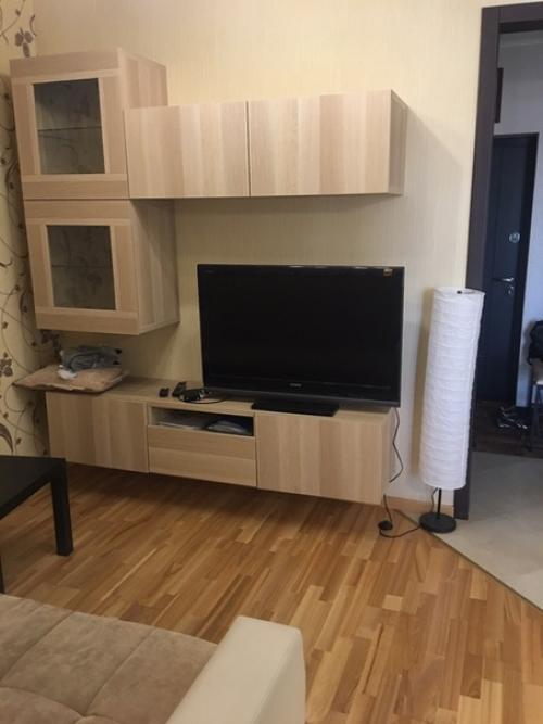 У нас была однокомнатная квартира. 01