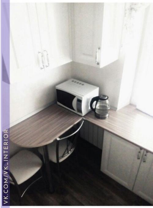 Владельцы маленькой кухни себе на заметку берите. 01