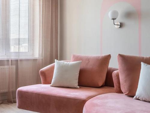 Необычный стиль был выбран для гостиной. 05