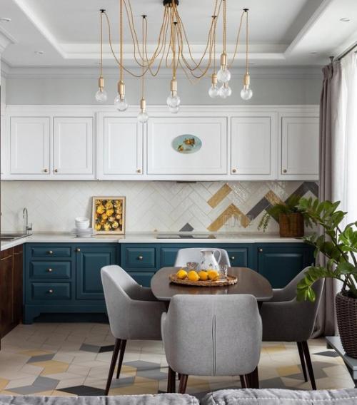 Яркие цвета во всех комнатах, кроме детской. 04