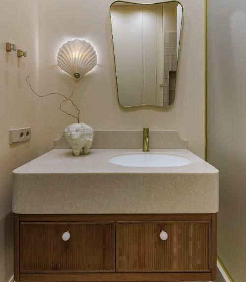 Бежевый интерьер с настроением тихого моря. 09