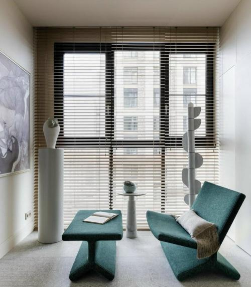 Бежевый интерьер с настроением тихого моря. 01