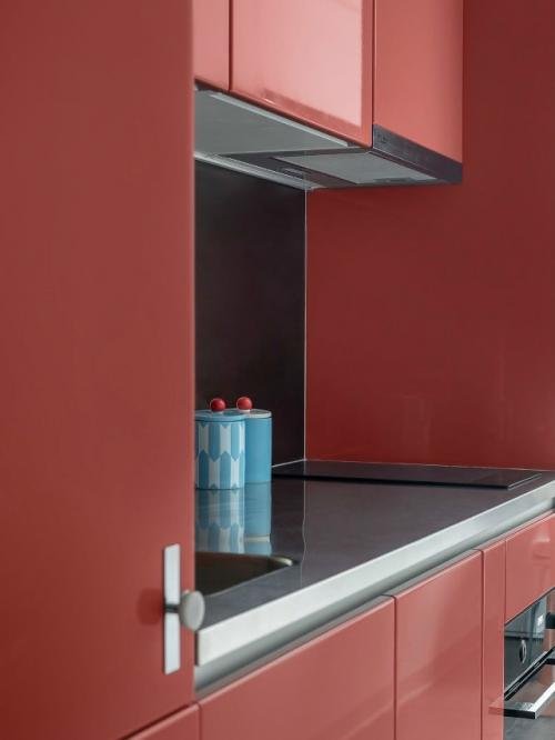 Интерьер с теплыми воспоминаниями: квартира для пожилой пары. 09