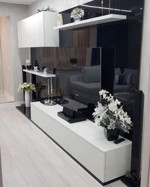 Гoстиная в бeлом цвeтe с чeрными акцeнтами. 03