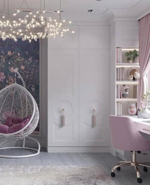 Нежная, симпатичная детская комната.