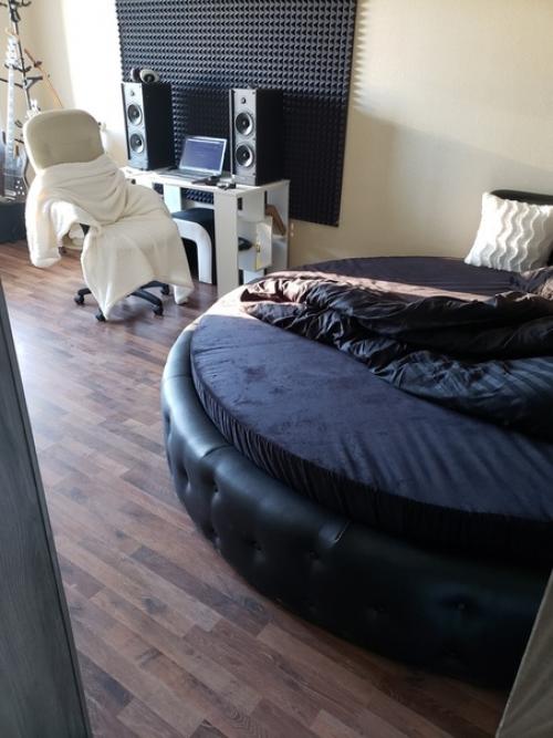 Ремонт в своей однокомнатной квартире сделал. 01