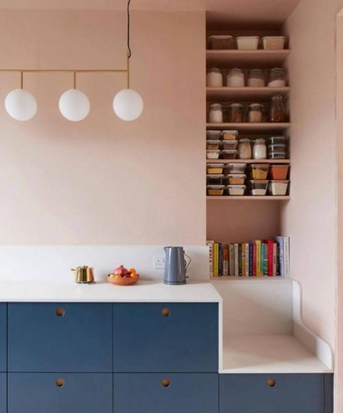 Отличный интерьер. Гостиной - столовой.