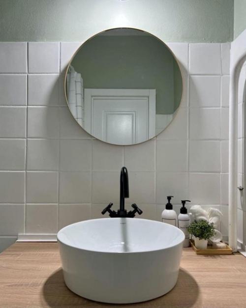 Преобразили старую ванную комнату. 03