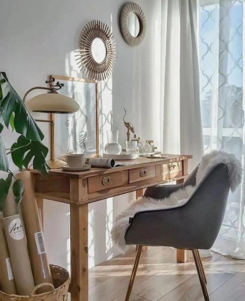 Посмотрите, какой интересный интерьер. 06