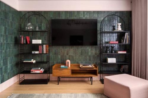 Яркий, колоритный интерьер. 01