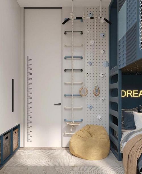 Комната продумана таким образом, чтоб отвечать запросам ребенка. 06