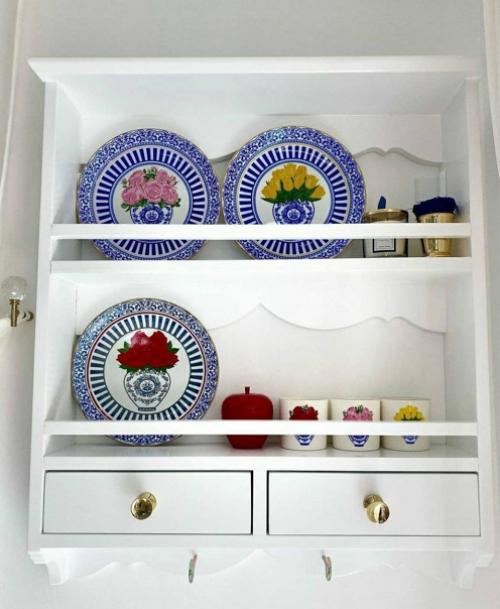 Этому ремонту уже год. 03