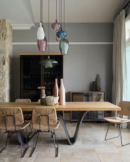 Сможете узнать. Какой стиль использовал дизайнер. 03