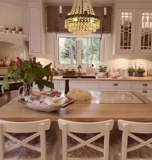 Много света и огоньков. 08