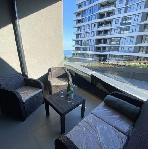 Бюджетный ремонт.  Делали сами без дизайнера, но кажется получилось неплохо. 03