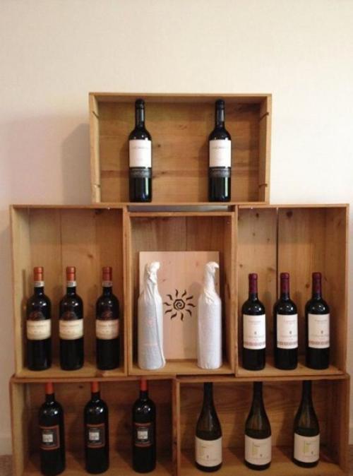 Старые мебельные ящики.