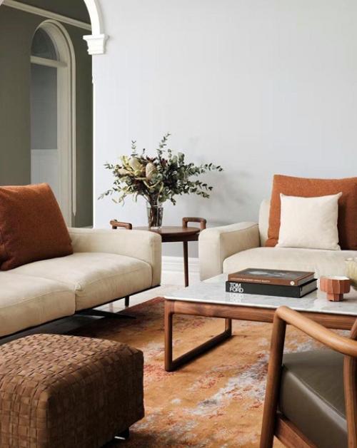 Сможете узнать. Какой стиль использовал дизайнер. 02