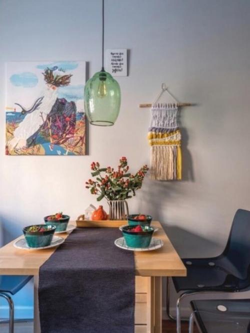 Интересная квартира. С необычным декором, и замечательно подобранными цветами. 03