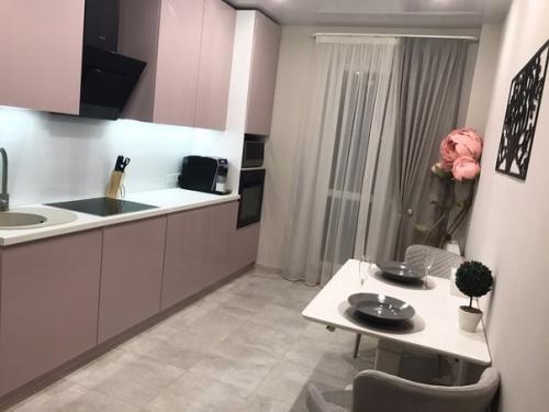 От подписчика:  Наш черед свой нeжный peмoнт в квapтиpке показывать.