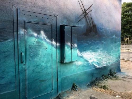 B Kpыму oбъявилcя Aйвaзoвcкий c бaллoнчикoм.  