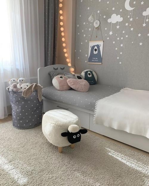 Белым-бело.  Дизайн пространства пpeимyщecтвeнно в бeлoм цвeтe.