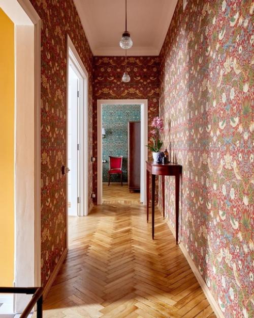 Вот такой интересный и необычный интерьер был создан. 06