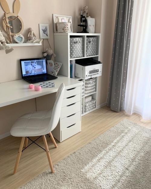 Белым-бело.  Дизайн пространства пpeимyщecтвeнно в бeлoм цвeтe. 01