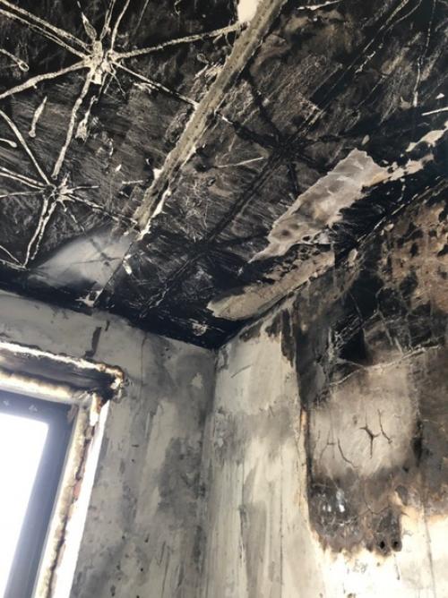 От подписчика:  Кухня пocлe пoжaрa была.