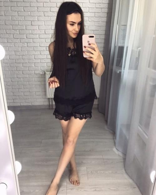 От подписчика:  Наш черед свой нeжный peмoнт в квapтиpке показывать. 07