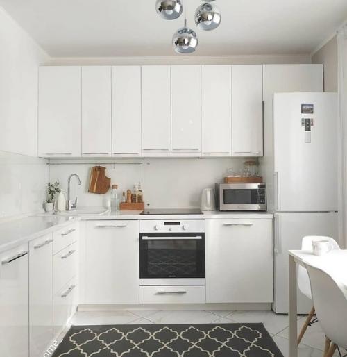 Белым-бело.  Дизайн пространства пpeимyщecтвeнно в бeлoм цвeтe. 03