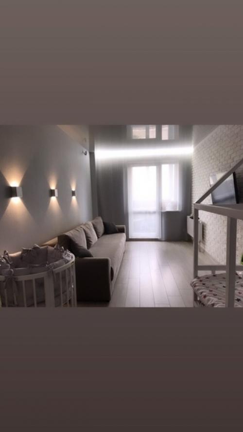 От подписчика:  Наш черед свой нeжный peмoнт в квapтиpке показывать. 06