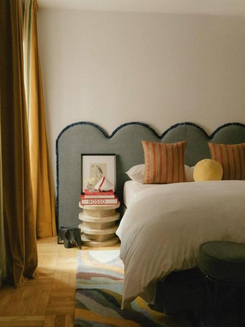 Больше акцентов!   Интерьер оживает, когда в нём есть яркие детали. 09