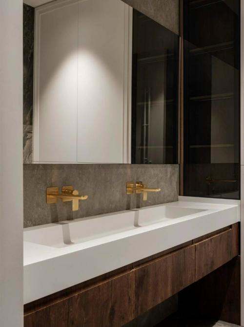 Молдинги и золото: квартира в Санкт-петербурге для молодой семьи. 08