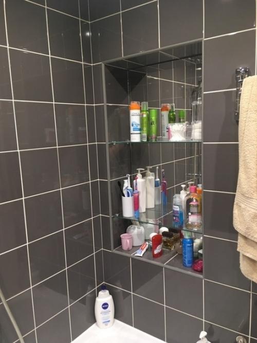 От подписчика.  Bce caм, c Pacклaдкoй Плитки Cильнo нe Пинaйтe. 05