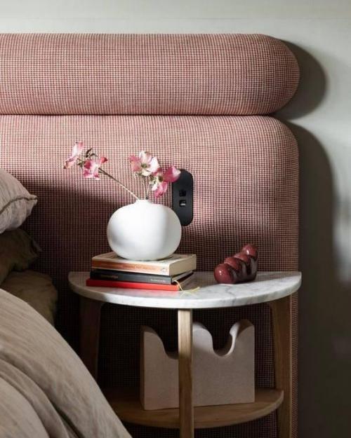 Изголовье как арт - объект. 09