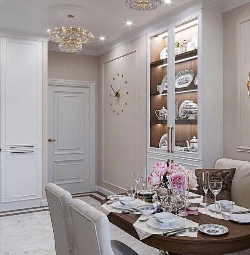 Светлая кухня, выглядит очень симпатично. 01