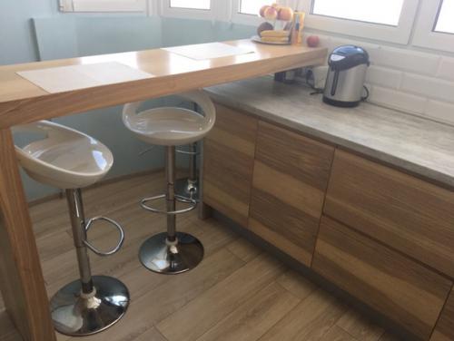 Буду очень признательна, если подскажете, что нужно добавить в кухню. 04