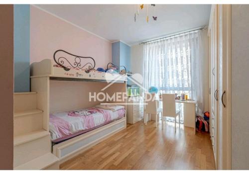 Здравствуйте!  Просто хочется узнать мнение наш зал, терасса, детская и одна из ванных комнат. 05