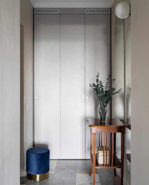 Женщина, которая будет жить в этой квартире. 06